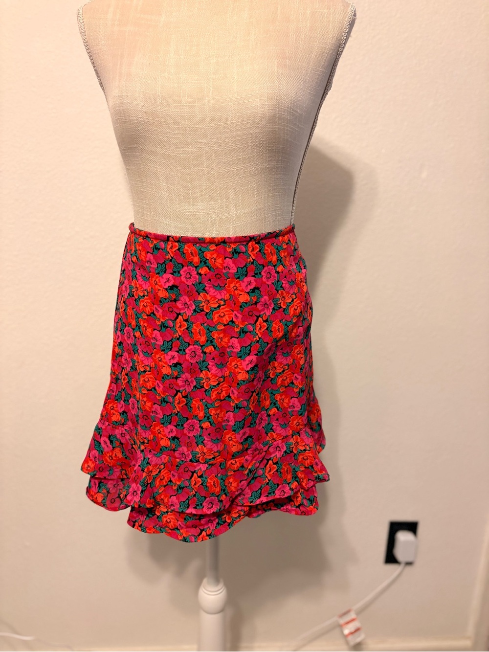 Floral Ruffle Mini Skirt - Pink & Red